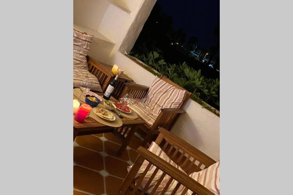 Apartamento En Playa Del Infante Rota Exteriör bild