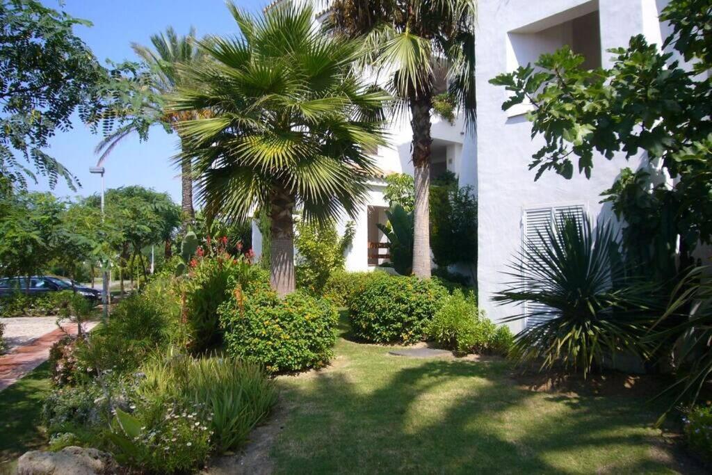 Apartamento En Playa Del Infante Rota Exteriör bild