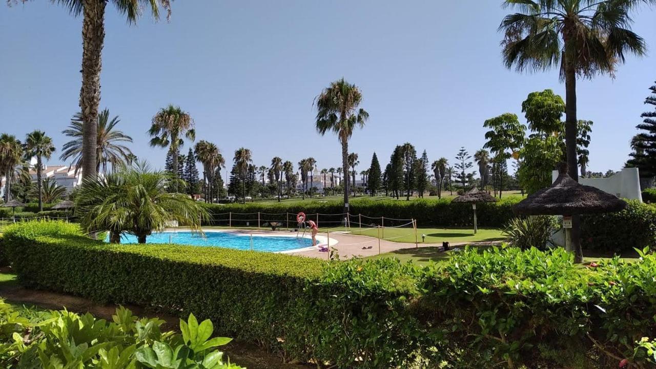 Apartamento En Playa Del Infante Rota Exteriör bild