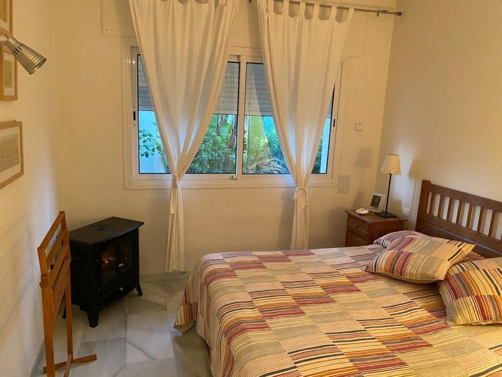 Apartamento En Playa Del Infante Rota Exteriör bild
